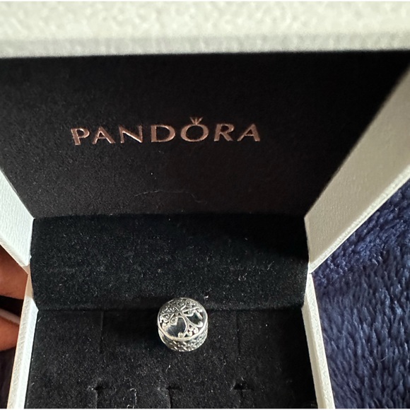 •NEW•PANDORA STERLING SILVER TREE OF LIFE BEAD• - Picture 5 of 16